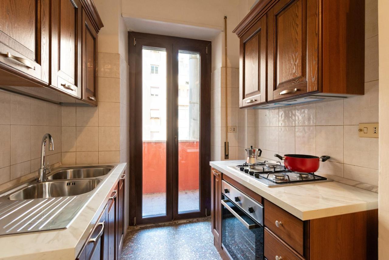 Di Fronte Alla Basilica Di San Paolo Apartment Rome Exterior photo
